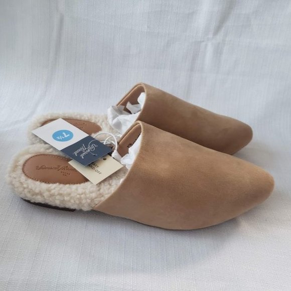 Universal Thead Tan Mules Flat Shoes - Womens size 7.5-  NEW - Picture 4 of 4